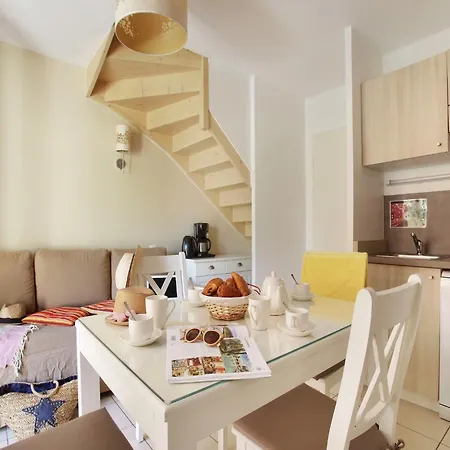 펜션 Bright Maisonette Near A Medieval Town *