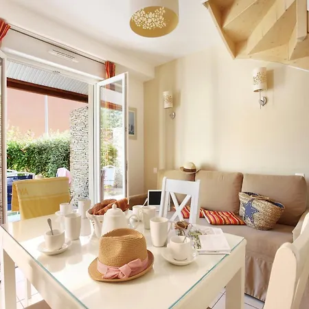 펜션 Bright Maisonette Near A Medieval Town *