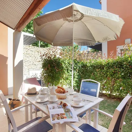 Bright Maisonette Near A Medieval Town